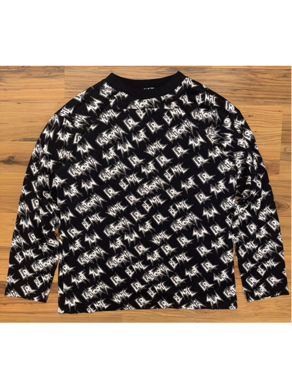 ERL Venice Beach Graphic Long Sleeve Tee Punk Skater Streetwear AOP Mens Medium